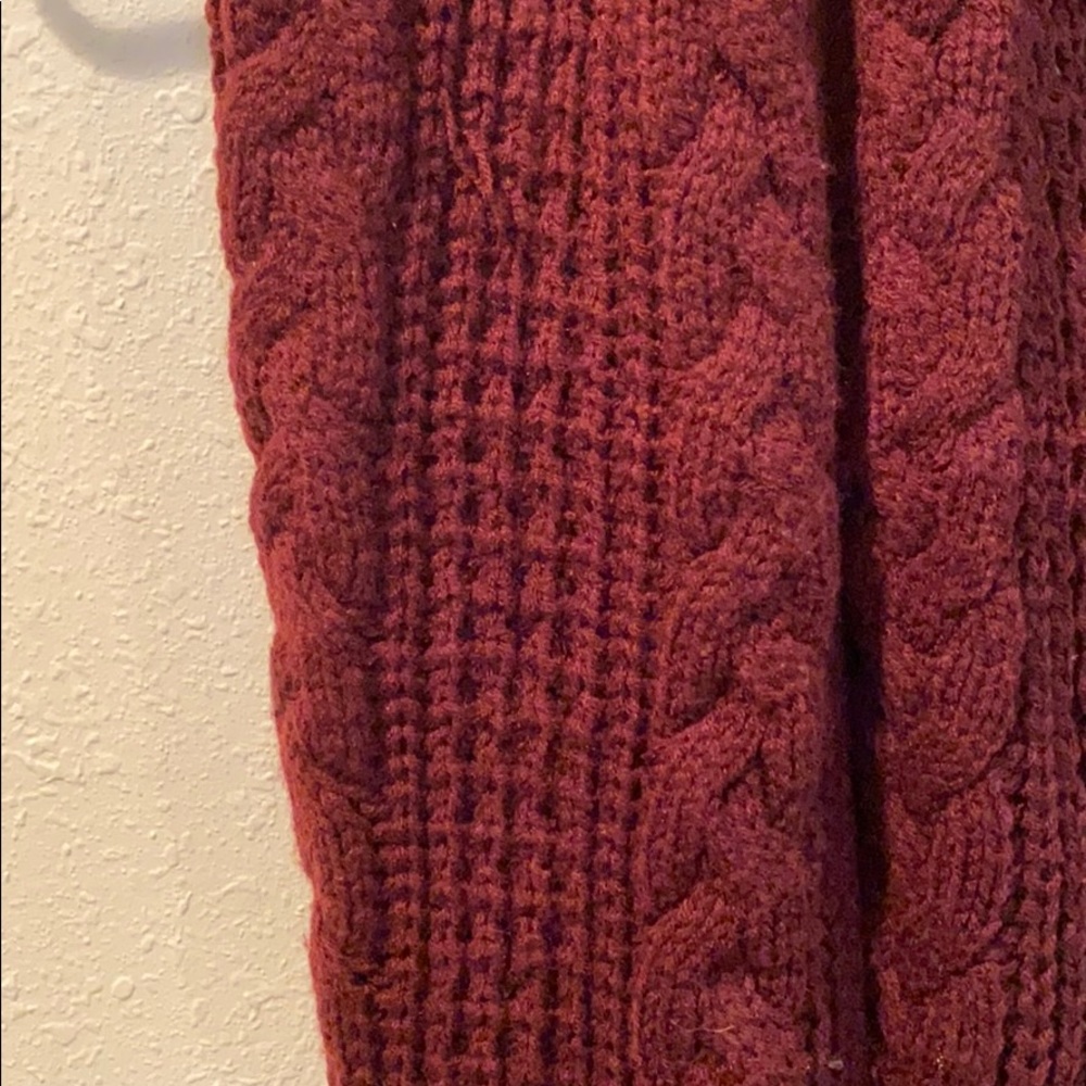 Cable knit Infinity scarf [Banana Republic]